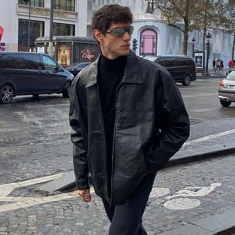 Dress Leather Jacket, Black Jacket Outfit, Leather Jacket Street Style, Black Leather Jacket Outfit, Techno Outfit, Leather Jacket Outfit Men, Leather Jacket Men Style, Spring Date, Biker Aesthetic