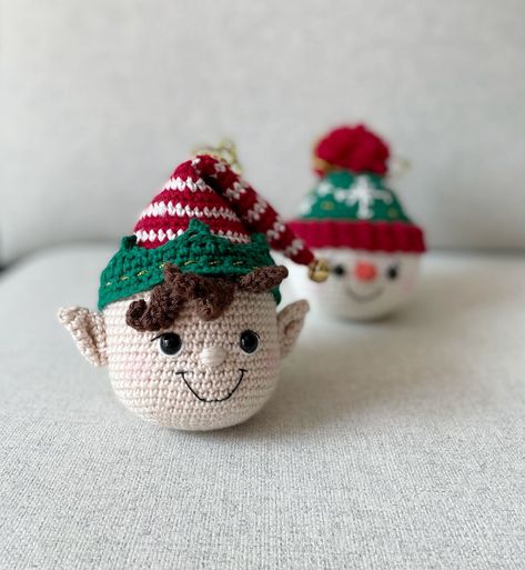 Crochet Christmas Balls Pattern Free, Crochet Christmas Baubles Pattern, Free Crochet Christmas Bauble Patterns, Mini Christmas Bauble Crochet, Free Crochet Bauble Patterns, Amigurumi Christmas Bauble, Crochet Elf Christmas Ornament, Crochet Jar Covers, Crochet Christmas Ornaments Free