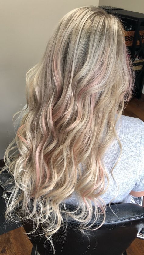 Rose Gold Peekaboo Highlights Blonde, Blonde Hair With Strip Of Color, Peek A Boo Hair Blonde And Brown, Very Light Pink Highlights, Blonde Hair With Rose Gold Peekaboo, Blonde Hair With Pink Strands, Blonde Hair With Pink Babylights, Blonde Hair With Burgundy Peekaboo, Platinum Blonde Hair With Light Pink Highlights