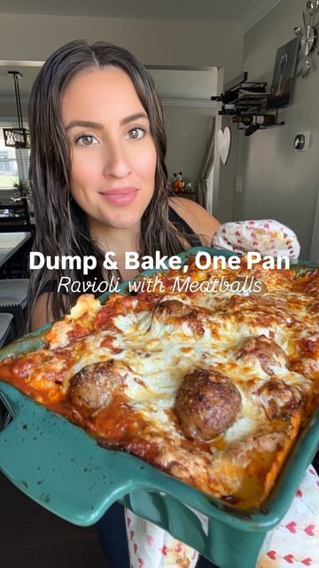 Ravioli Meatball Casserole, Ravioli And Meatballs, Meatballs Homemade, Quick Family Recipes, Meatball Dinner, Meatball Casserole, Quick Family Meals, Ravioli Bake, Instagram Dump