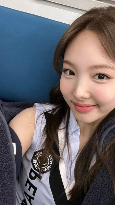 Nayeon Blue, Twice Jihyo, Indie Pop Music, Nayeon Twice, Im Nayeon, Korean Idol, I Love Girls, Extended Play, My Only Love