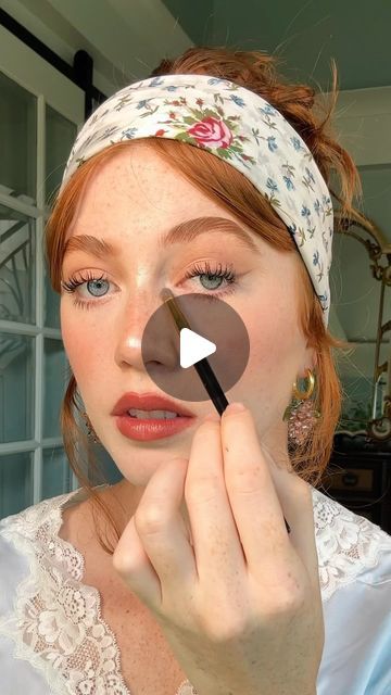 Geena Hunt 🦋 on Instagram: "Nose highlight is my fave <3 Highlighter tutorial!

@benefitcosmetics cookie 🍪 highlight @shiseido nose brush @dolcegabbana_beauty eye brush 

#makeuptutorial #makeuptutorials #makeuptips #makeuptip #makeuplooks #makeuplook #makeupideas #makeuptransformation #makeuphighlight #highlighter #beautytips #redhead #redhair" Eye Highlighter Tutorial, Highlighter On Nose, Highlighter Tutorial, Highlighter Looks, Nose Highlight, Highlight Tutorial, Eye Brushes, Beauty Eyes, Highlighter Makeup