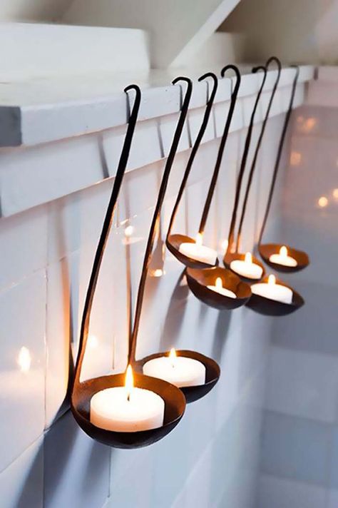 Old Soup Ladles Turned Into Candles #repurpose #reuse #kitchen #utensil #decorhomeideas Ladle Candle Holder, Unique Candle Holders, Diy Lampe, Old Kitchen, Unique Candles, Cool Ideas, Tealight Candle Holders, Kitchen Stuff, Tealight