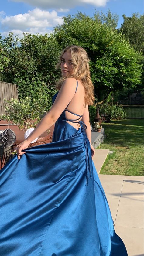 Aesthetic Ballgown, Formal Dress Aesthetic, Blue Dresses Formal, Ballgown Aesthetic, Aesthetic Prom Dress, Prom Dress Aesthetic, Prom Aesthetic, Prom Dress Ideas, Backless Dresses