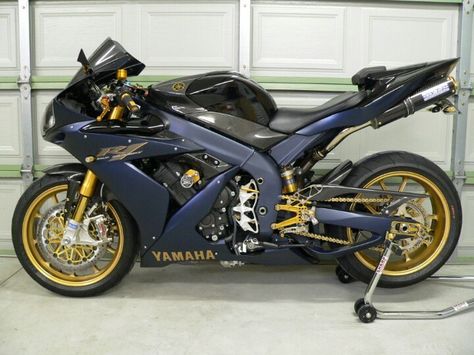 yamaha yzf-r1 5vy sp gytr Yamaha R1 2004, Pink Motorcycle, Super Bike, Crotch Rocket, Yamaha Motorcycles, Yamaha Yzf R6, Yamaha Motorcycle, Yamaha Motor, Yamaha R1