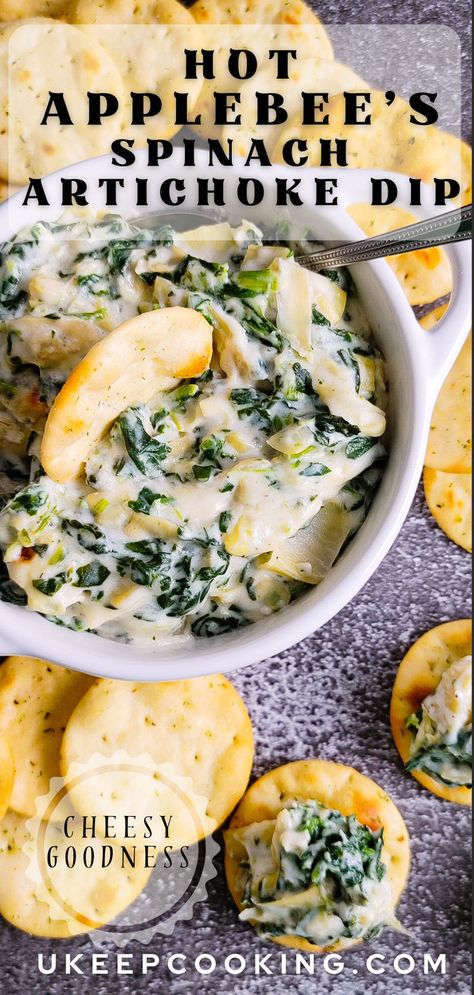 Alfredo Sauce Cream Cheese, Applebee's Spinach Artichoke Dip, Applebees Recipes, Creamy Spinach Dip, Spinach Alfredo, Spinach Dip Recipe, Artichoke Dip Recipe, Alfredo Sauce Recipe, Appetizers Easy Finger Food