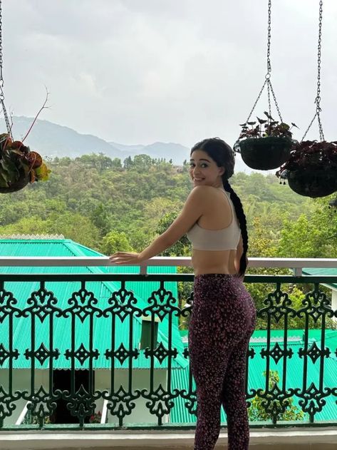 Ananya Panday’s Mesmerizing Dehradun Trip! Human Knee, Ananya Pandey, Ananya Panday, Neon Bikinis, Concept Ships, Dehradun, Selfie Time, Beautiful Women Over 40, Bollywood Girls