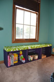 A bench made from Michael's crates plus a homemade cushion. Fab! Crate Bench, Crate Crafts, Diy Wooden Crate, Crate Diy, Crate Shelves, Crate Furniture, Crate Storage, Wood Crates, Wooden Crates