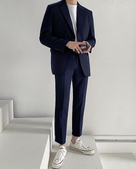 Aesthetic Suit Outfit Men, Wedding Fits For Guests Men, Korean Blazer Men, Mens Semi Formal Outfit Wedding, Outfit Kantor Pria, Guy Wedding Outfit Guest Casual, Converse Formal Outfit, Formal Aesthetic Outfit Men, Korean Suit Men