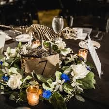 Dinosaur Wedding Decor, Dinosaur Wedding Ideas, Dinosaur Wedding Centerpieces, Dinosaur Theme Wedding, Dinosaur Themed Wedding, Dinosaur Centerpieces Ideas, Dinosaur Wedding Theme, Jurassic Wedding, Dino Wedding