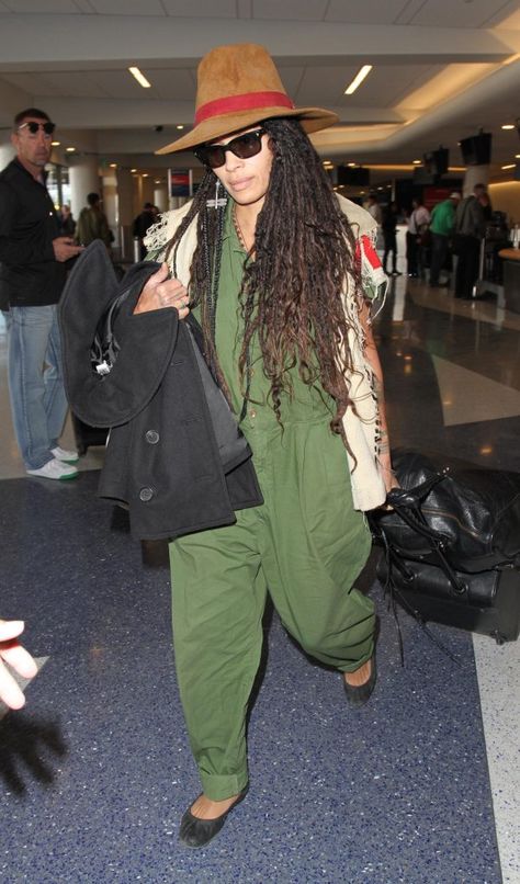 Lisa Bonet, flats, black flats, ballet flats, jumpsuit, green jumpsuit, cardigan, airport, LAX Lisa Bonet Style Outfits, Lisa Bonet Style, Erykah Badu Style, Lisa Bonet, Earth Goddess, Erykah Badu, Green Jumpsuit, Best Outfits, Style Outfits