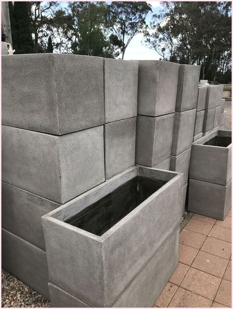 Diy Concrete Planters Large, Trough Planter Ideas, Stone Balcony, Concrete Planter Boxes, Large Concrete Planters, Large Garden Planters, Garden Troughs, Trough Planter, Diy Concrete Planters