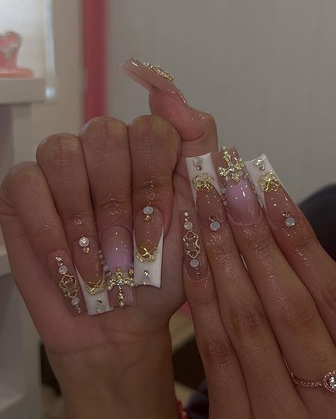 🫦 • • @cheyennesnails_ Dc: ZAIRA10 •sunkissed cover •baby pink gel • • • #nails #acrylicnails #nailsnailsnails #nailsbyzairaa… | Instagram Baby Pink Nail Designs, Fake Nails White, Baby Pink Nails, Glitter Manicure, Long Press On Nails, Cute Simple Nails, Long Nail Designs, Pink Gel, Nails 2022