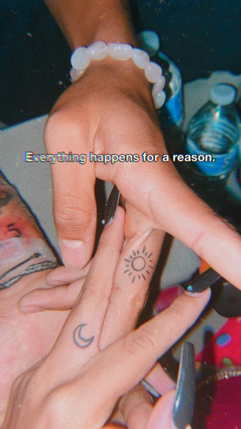 Matching Tattoos For Best Friends Twin Flame, Tattoo Ideas For Soul Mates, Platonic Soulmate Tattoo Ideas, Tattoos For Platonic Soulmates, Bestfriend Tattoo For Boy And Girl, Tattoo Ideas Boyfriend Girlfriend, Soulmate Best Friend Tattoo, Maching Tattoos Bf And Gf, Soul Mate Tattoo Ideas Best Friends