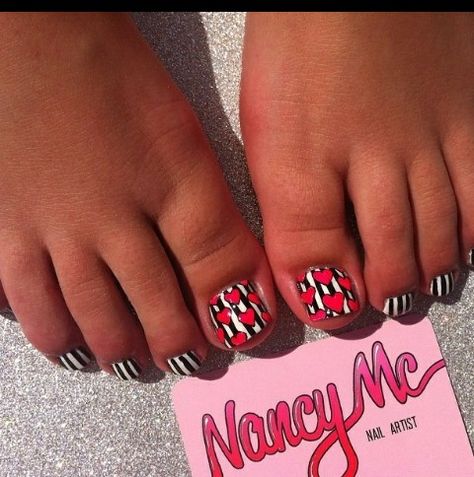 Colorful Toenails, Christmas Toes, Pretty Pedicures, Toenail Art, Toenail Designs, Foot Nail, Pedicure Ideas, Pedicure Designs, Twinkle Toes