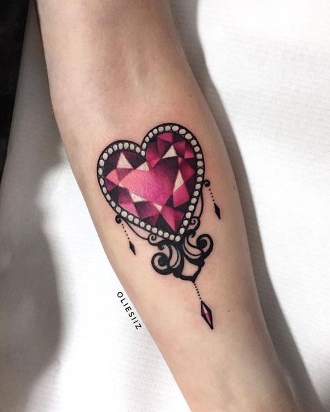 Diamond Heart Tattoo, Ruby Tattoo, Left Arm Tattoos, Stone Tattoo, Gem Tattoo, Jewel Tattoo, Finger Tattoo For Women, Type Tattoo, Diamond Tattoos