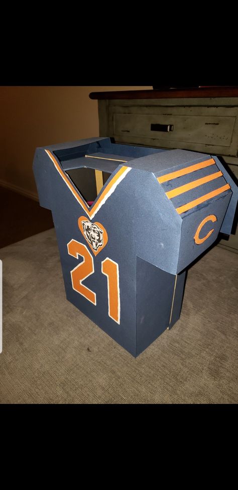 Chicago Bears Football, Valentine Day Boxes, Bears Football, Bear Valentines, Valentine Box, Chicago Bears, Love Valentines, Kids Crafts, Bears