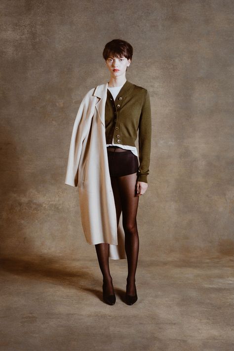 Staud Fall 2024 Ready-to-Wear Collection | Vogue Studio Background Ideas, Studio Editorial, Suede Jacket Outfit, Color Block Skirt, Long Sleeve Tunic Dress, Editorial Shoot, Winter Lookbook, Light Knit, Quiet Luxury