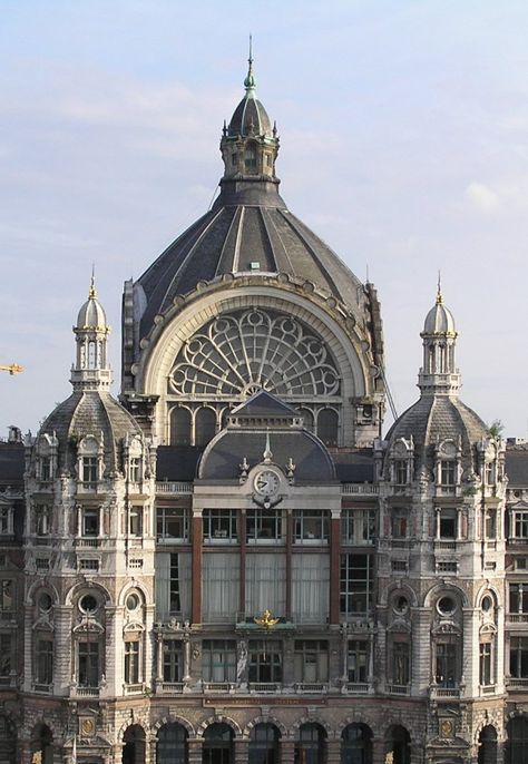 Antwerp, Belgium #travel #benelux #architecture #building #trainstation Steampunk Building, Town Building, Bob The Builder, Belgium Travel, European Architecture, Religious Architecture, Antwerp Belgium, Interesting Buildings, Baroque Architecture