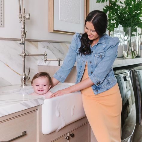 Alice Lane Interior Design on Instagram: “We're excited to share another finished project with you! The PARCELL FAMILY MUD HALL. @rachparcell @parcellfamily This is Rachel's…” Few Highlights, Alice Lane Home, Alice Lane, Rachel Parcell, Dog Bath, Clean Laundry, Baby Strollers, Road Trip, To Share