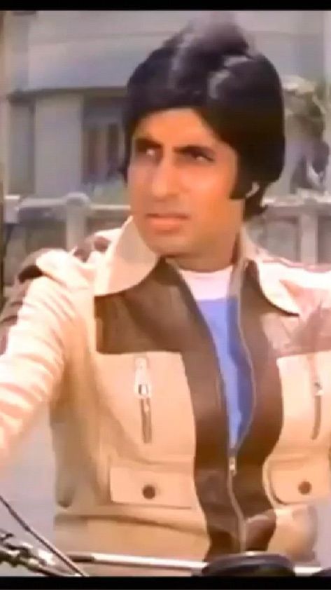 Old Hindi Movie Songs, Sonu Sharma, Old Love Song, Old Song Download, Old Song Lyrics, Evergreen Songs, Hindi Old Songs, Funny Baby Gif, Old Bollywood Songs