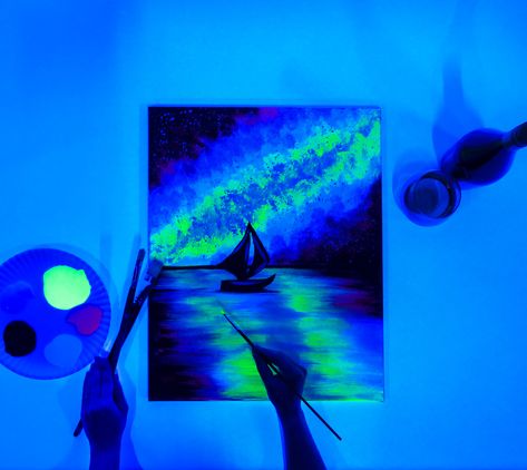 Diy Black Light, Neon Face Paint, Glow In Dark Party, Pinots Palette, Space Themed Bedroom, Neon Painting, Broken Arrow, Canvas Painting Diy, Paint And Sip