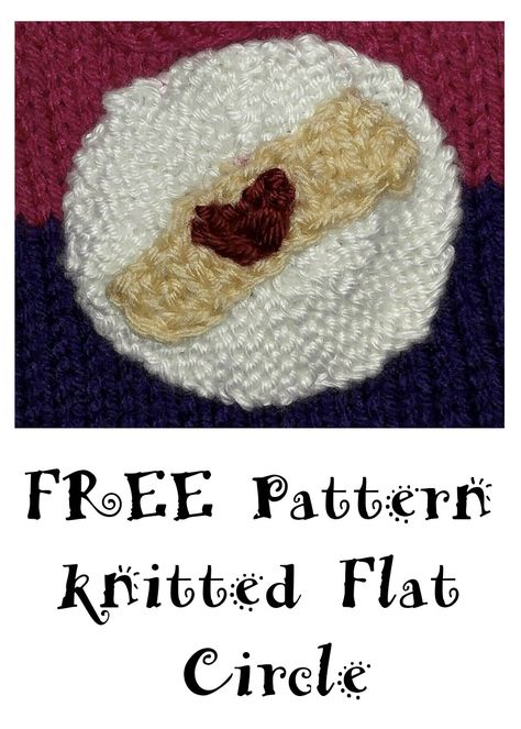 Knitting a flat circle is easy! Check out my pattern for a knitted flat circle! Beginner Circular Knitting Pattern, Knitting Circle, Knitted Circle Pattern, Wreath Knitting Chart, Flat Crochet Circle, Knitting Hacks, Granny Square Crochet Patterns Free, Vintage Knitting Patterns, Circle Pattern