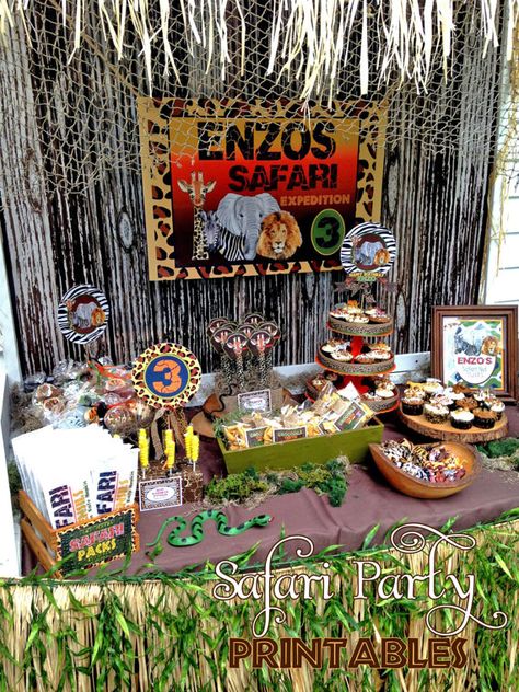 Jungle Safari PrintablesDIYAfrican by LittlebeaneBoutique on Etsy Safari Birthday Party Food, Safari Party Ideas, Safari Food, Jungle Party Favors, Safari Party Favors, Jungle Poster, Safari Party Decorations, Giraffe Images, Safari Invitations