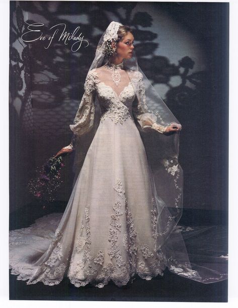 1983 Gorgeous Eve Of Milady gown.  I would wear that today! Wedding Dresses 80s, Eve Of Milady Wedding Dresses, 1980s Wedding Dress, 1980s Wedding, Style Année 80, 80s Wedding, Eve Of Milady, Wedding Gowns Vintage, A Wedding Dress