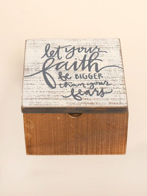 Scripture Box Ideas, God Box Ideas, God Box Ideas Diy, Prayer Box Ideas, Prayer Box Diy, Faith Bigger Than Fear, Christian Gifts Diy, Wood Signs Bible Verse, Prayer Crafts