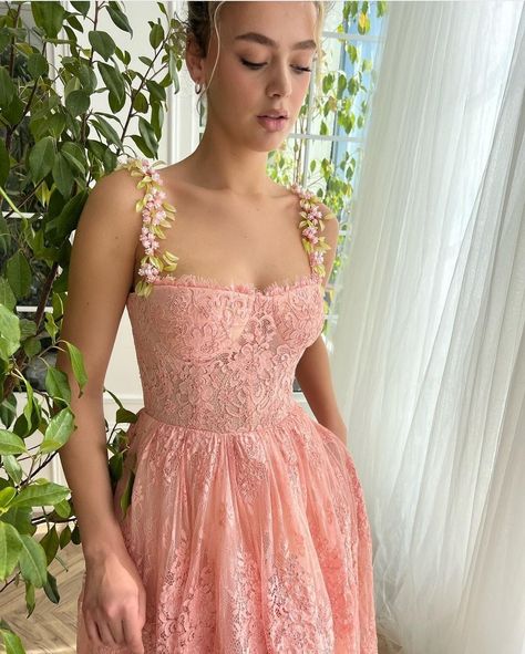 Illusion Design, Teuta Matoshi, Pink Flower Dress, Fancy Frocks, Exquisite Gowns, Corset Bustier, Evening Dress Fashion, Custom Size Dresses, Gowns With Sleeves