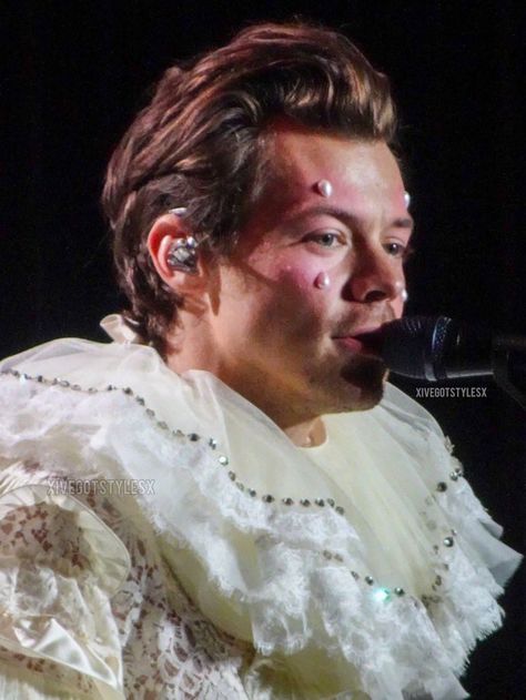 Harryween Night 2, Pierrot Clown, Harry Styles Tour, Harry Styles Live, Harry Styles Pictures, Harry Styles Photos, Mr Style, Harry Styles Love On Tour, Madison Square Garden