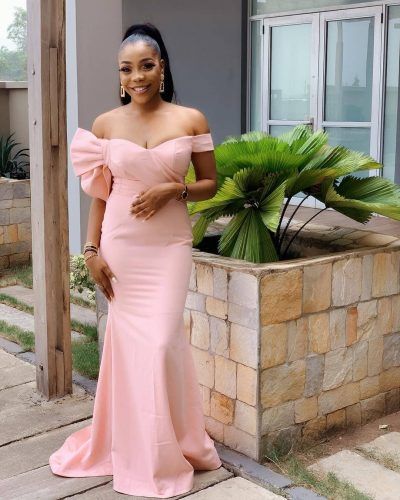 Sweetest Bridal Train Styles You'll See This Week – A Million Styles Peach Dresses, Bridal Train, Mermaid Bridesmaid, African Styles, Ankara Fashion, Pink Mermaid, Mermaid Bridesmaid Dresses, African Lace, Long Bridesmaid Dresses