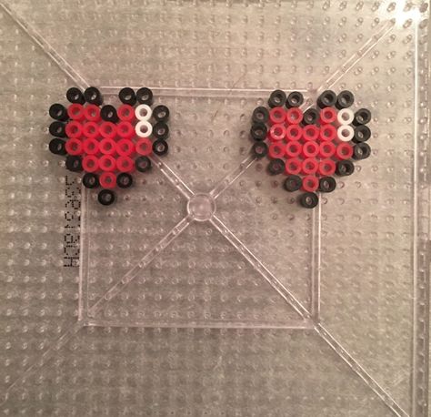 Legend of Zelda heart Perler bead Earrings Zelda Heart, Perler Bead Earrings, Perler Earrings, Hamma Beads Ideas, Pearl Beads Pattern, Easy Perler Beads Ideas, Bead Studio, Polymer Clay Flower Jewelry, Hama Beads Design