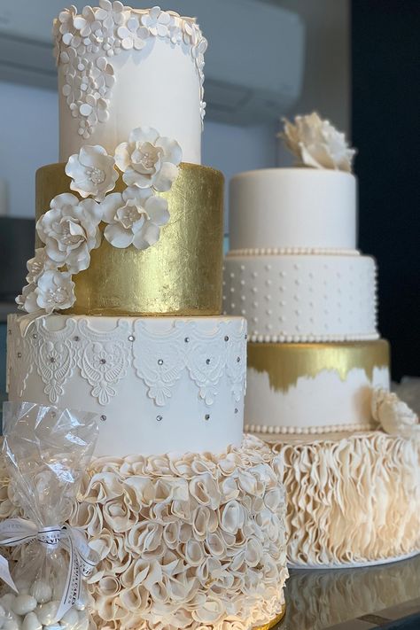 Gold Wedding Cakes, Cake Ideas Wedding, Ring Cake, Dream Wedding Cake, Home Meals, Design Cake, Gold Wedding Cake, Cakes Wedding, Elegant Cakes