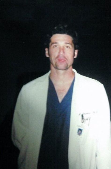 Patrick Dempsey Hot Pics, Derek Shepherd Season 1, Derek Greys Anatomy, Patrick Dempsy, Greys Anatomy Men, Dr Mcdreamy, Greys Anatomy Derek, Grey's Anatomy Doctors, Kaptan Jack Sparrow