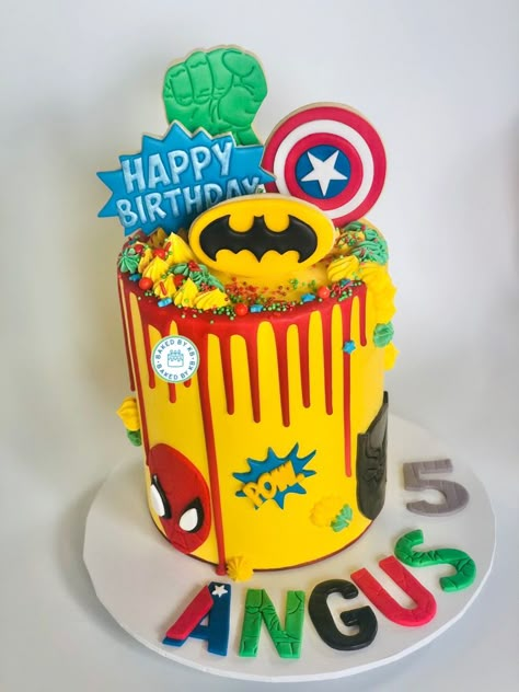 Superhero cake Superhero Buttercream Cake, Superhero Birthday Cake Buttercream, Super Hero Birthday Cake For Boys, Super Hero Cakes For Boys, Dc Birthday Cake, Marvel Cakes For Boys, Superhero Cake For Boys, Superhero Birthday Party Cake, Superhero Cakes For Boys