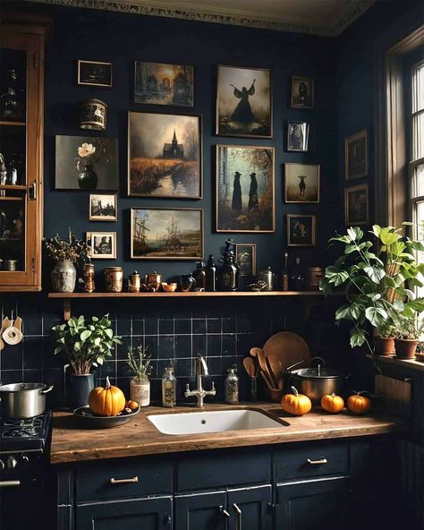 Vintage Gothic Home Decor, Dark Academia Kitchen, Gothic Home Interior, Eclectic Decor Vintage, Moody Interior Design, Gothic Homeware, Eclectic Homes, Academia Decor, Moody Interiors