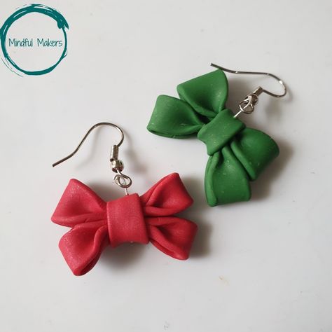 Elf Clay Earrings, Polymer Clay Christmas Earrings, Clay Christmas Earrings, Clay Inspo, Ribbon Earrings, Clay Christmas, Christmas Clay, Polymer Clay Christmas, Green Clay