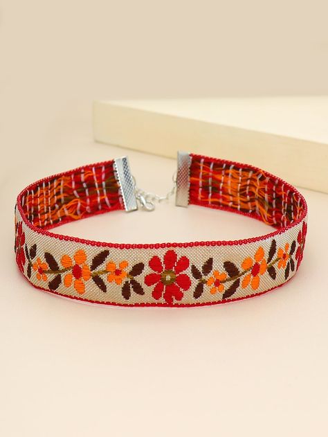 Embroidery Choker, Choker Designs, Needle Punch, Flower Embroidery, Embroidery Inspiration, Embroidery Flowers, Amazing Products, Buying Gifts, Free Gifts