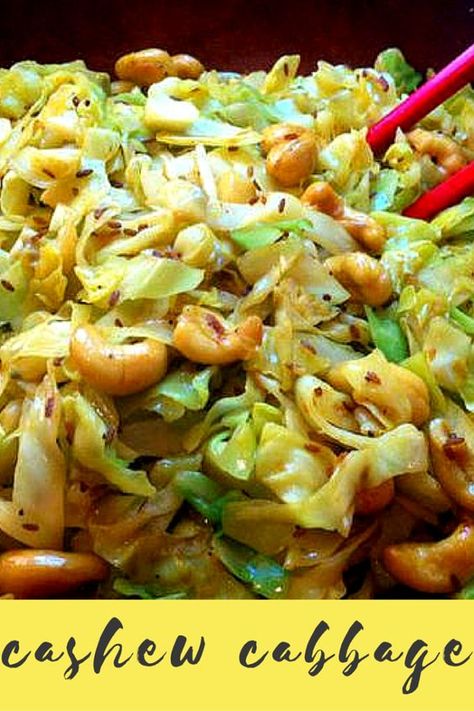 Cashew Cabbage, Pad Thai Sauce, Thai Sauce, Cabbage Recipe, Bean Sprouts, Veggie Side Dishes, Think Food, Cabbage Recipes, Idee Pasto Sano