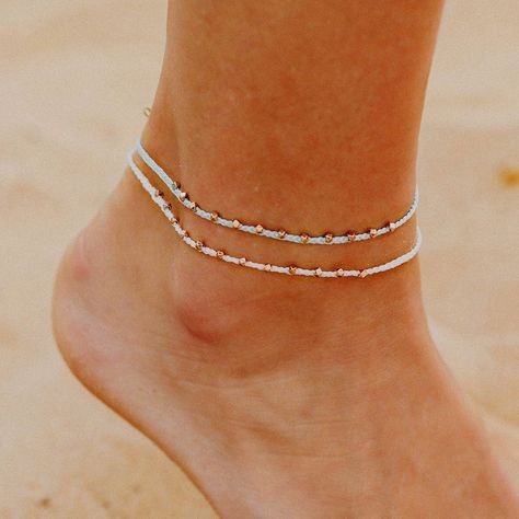 For all you rose gold lovers out there, the Rose Gold Beaded Anklets 🌹✨ Use code ‘ANICASTAMSTA20’ to save 20% off your entire order today! Pura Vida Necklace, Foot Tattoos For Women, Tattoos For Women Flowers, Beaded Anklet, Rose Gold Beads, Pura Vida Bracelets, Leg Bands, Beaded Anklets, Foot Tattoos