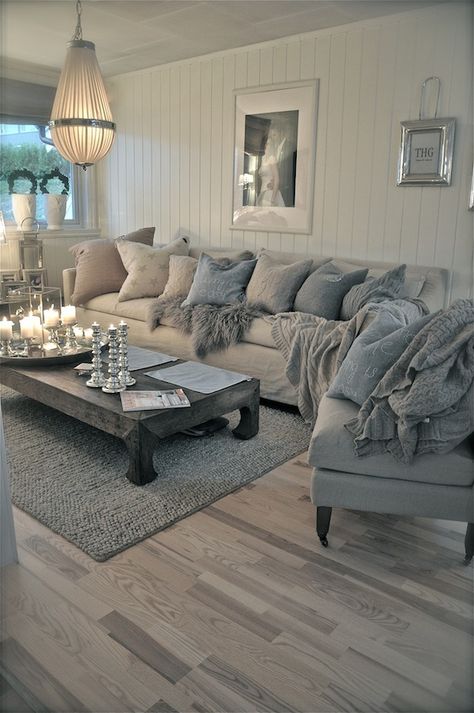 Willow Oak, Sitting Rooms, Coastal Living Rooms, Coastal Living Room, Dream Living, Hus Inspiration, Design Del Prodotto, Decoration Inspiration, Living Room Grey