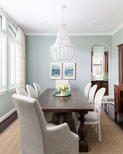 Coastal Dining Room Makeover - Carla Aston, Designer | Colleen Scott, Photographer #diningroomideas #coastalstyle Beachy Dining Room, Carla Aston, Beach Dining Room, Dark Wood Dining Table, Coastal Chandelier, Coastal Dining Room, Lighting Fixtures Kitchen Island, Unique Dining Room, Coastal Dining