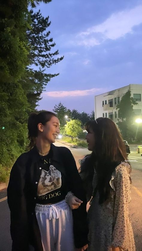 🗂️ on Twitter: "is this another trap for us… " Nevertheless Sol And Ji Wan, Lee Hojung, Kore Ulzzang, Girlfriend Goals, K Drama, Kdrama Actors, Girl Crushes, Best Couple, Girl Crush