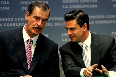 Vicente Fox Quesada,  Asegura que PRI Encontrará "Una Democracia Real"    Vicente Fox cree que el nuevo gobierno del Partido Revolucionario Institucional, que encabezará @EPN a partir del 1 de diciembre, se encontrará con un México distinto, con "una democracia y una autonomía de poderes real y una sociedad que actúa" http://noticias.terra.com.mx/mexico/politica/fox-asegura-que-pri-encontrara-una-democracia-real,ef28cc249f72b310VgnCLD2000000dc6eb0aRCRD.html Vicente Fox, The Fray, Kenny Chesney, Tim Mcgraw, Maroon 5, Linkin Park, Fox, Collage, Movie Posters