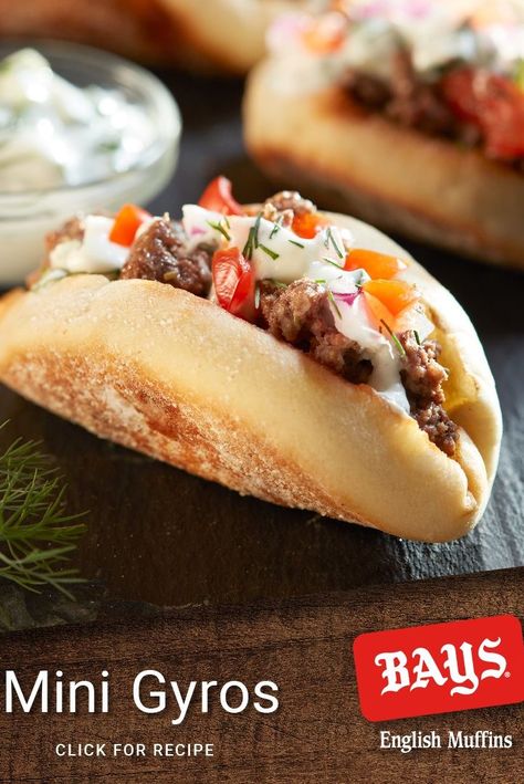 Yee-rohs? Ghih-rohs? No matter how you say it, these Mini Gyros using Bays English Muffins are as tasty as they are cute! Mini Gyros Appetizers, Country Skillet Breakfast, Easy Home Meals, Crowd Pleasers Recipes, Gyro Recipe, Chicken Corn Chowder, Cranberry Chutney, Chicken Gyros, Diner Recipes