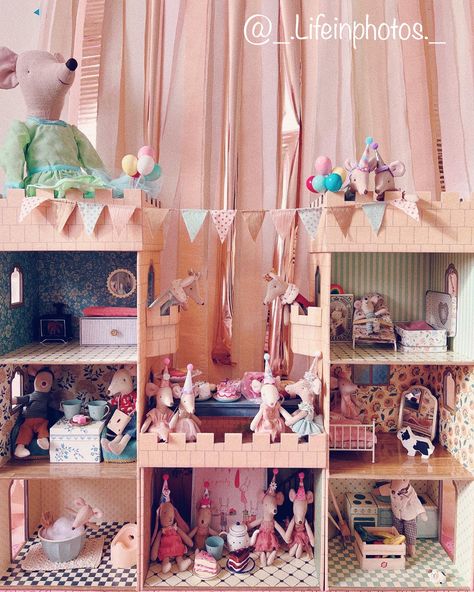 Maileg Castle, Maileg House, Maileg Doll House, Maileg Dolls, Castle Ideas, Maileg Mouse, Olli Ella, Cloth Dolls Handmade, House Mouse