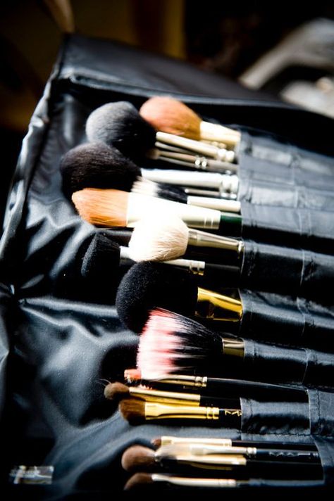 Makeup Artist Aesthetic Wallpaper, Artist Aesthetic Wallpaper, Mua Aesthetic, Makeup Artist Aesthetic, Robin Buckley, Details Aesthetic, Wallpaper Fashion, Freelance Makeup Artist, Cruel Summer