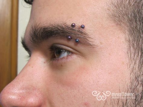 Triple Eyebrow Piercing, Double Eyebrow Piercing One Side, Central Eyebrow Piercing, Eyebrow Piercing Placement, Piercing Claims, Double Eyebrow Piercing, Eyebrow Piercing Men, Guys Ear Piercings, Piercings Eyebrow